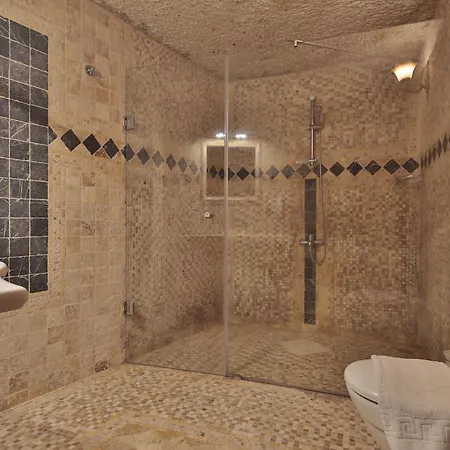 Shoestring Cave House מלון