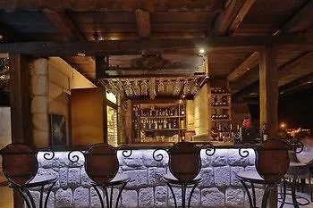 מלון Shoestring Cave House גורמה