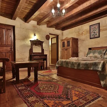 Shoestring Cave House מלון גורמה