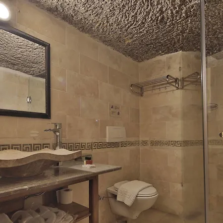 舒斯特灵洞酒店 2* 格雷梅