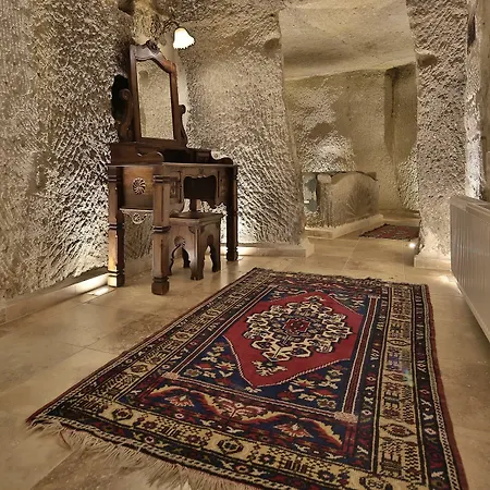 舒斯特灵洞酒店 2*