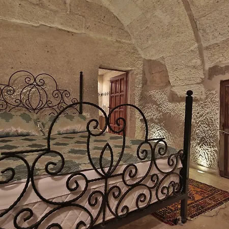Shoestring Cave House Hotel Göreme