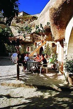 Shoestring Cave House