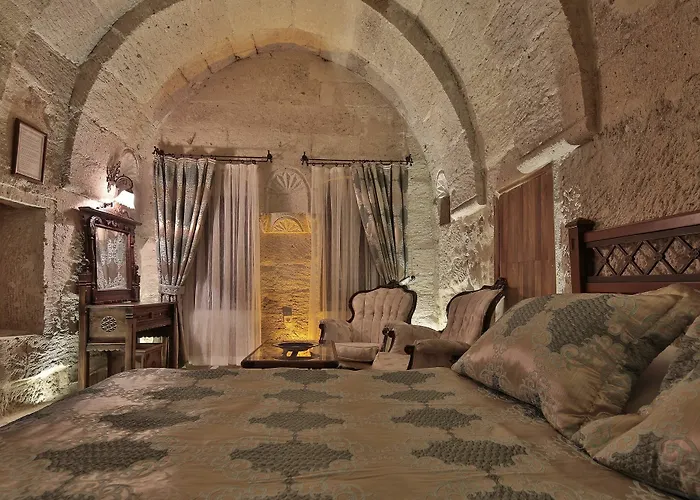 Hotel Shoestring Cave House